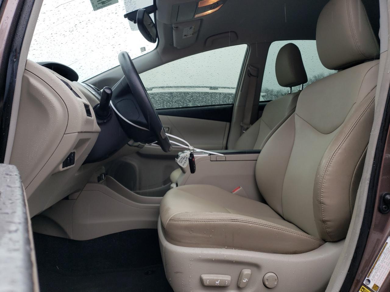 2017 Toyota Prius V - zdjęcie 7