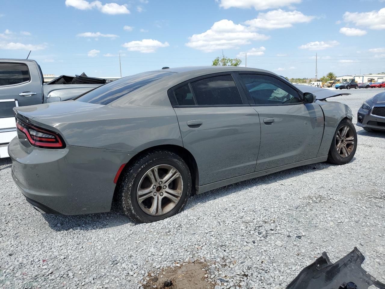 2019 Dodge Charger Sxt - zdjęcie 3