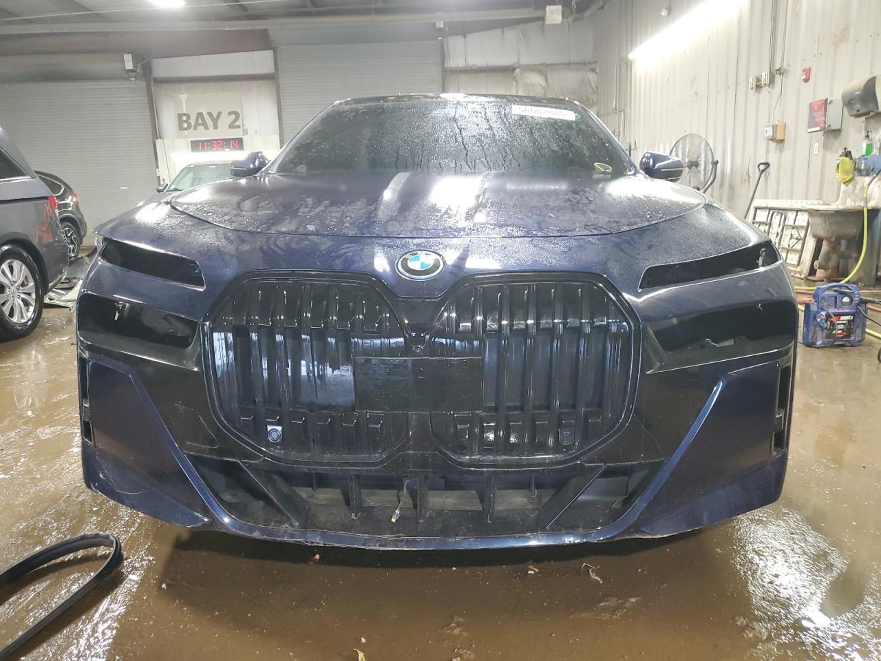 2024 BMW I7 xDrive60 - zdjęcie 5