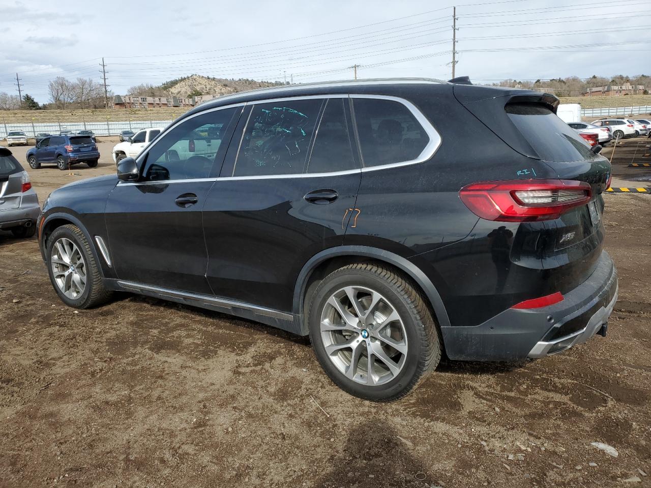 2019 BMW X5 xDrive40I - zdjęcie 2