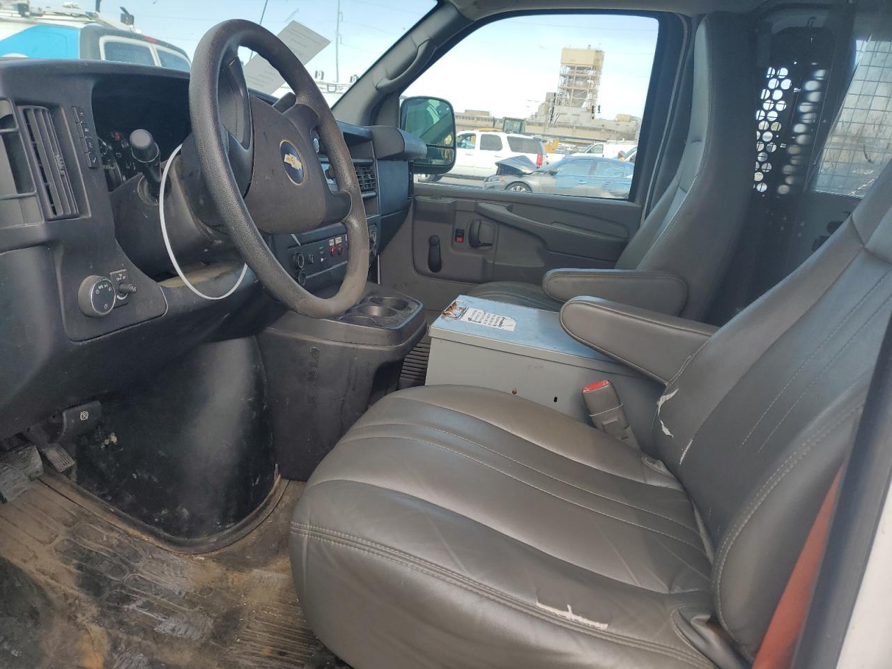 2013 Chevrolet Express G2500 - zdjęcie 7