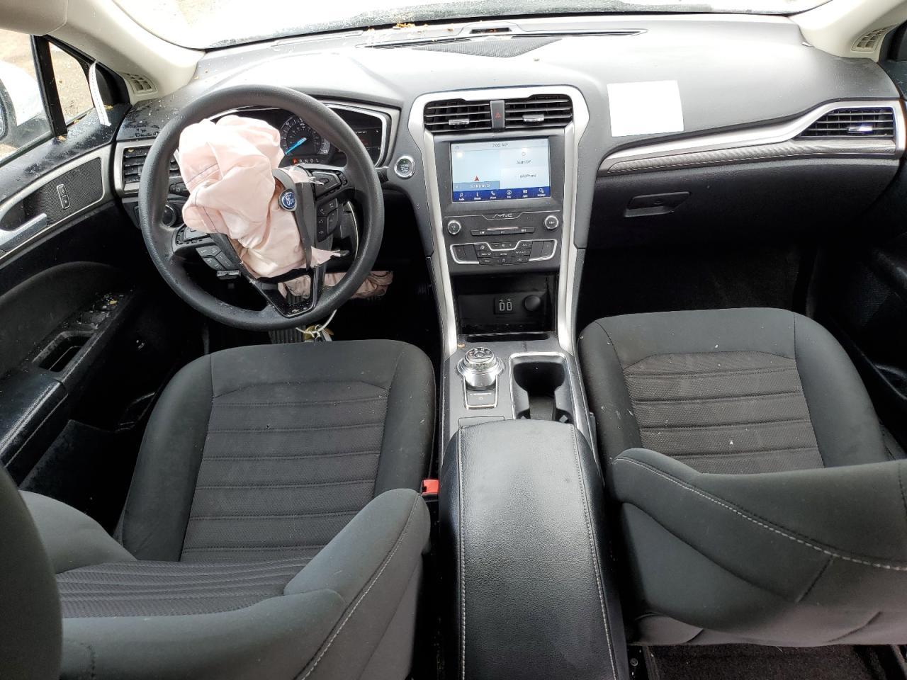 2020 Ford Fusion Se - zdjęcie 8