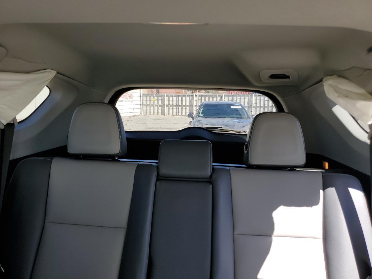 2015 Toyota Rav4 Limited - zdjęcie 10