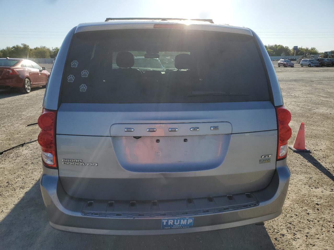 2019 Dodge Grand Caravan Gt - zdjęcie 6