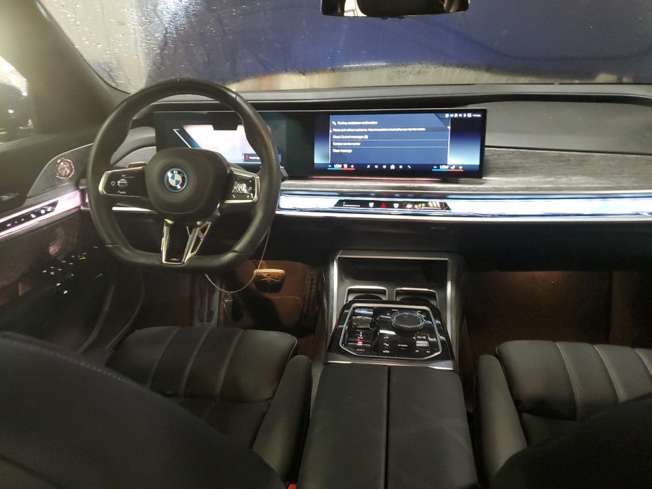 2024 BMW I7 xDrive60 - zdjęcie 8