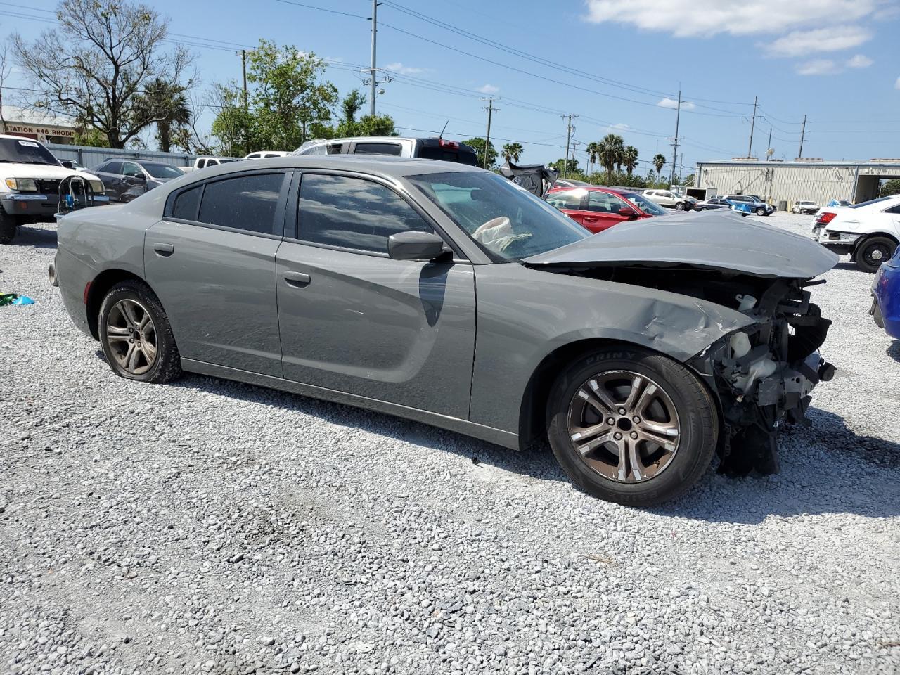 2019 Dodge Charger Sxt - zdjęcie 4