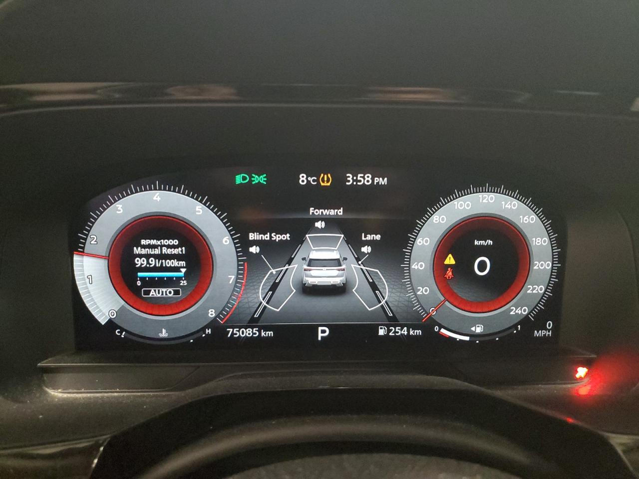2022 Nissan Pathfinder Platinum - zdjęcie 9