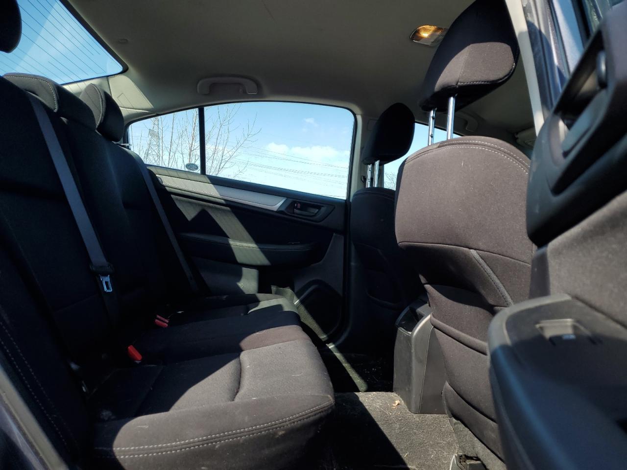 2016 Subaru Legacy 2.5I - zdjęcie 10