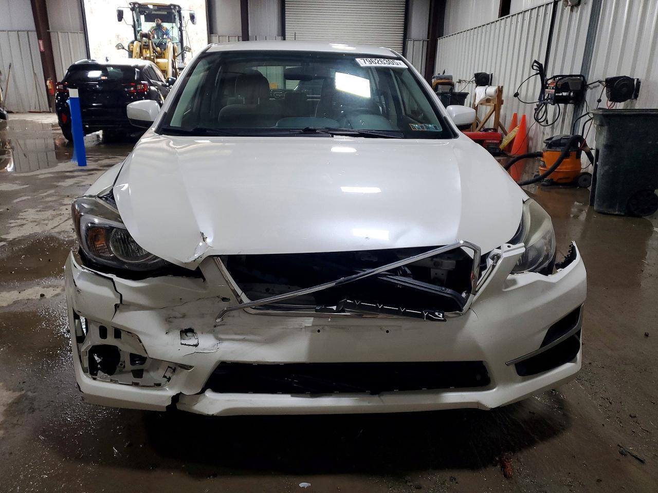 2015 Subaru Impreza Premium - zdjęcie 5