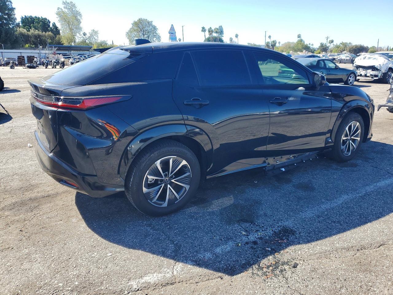 2024 Lexus Rz 300E Premium - zdjęcie 3