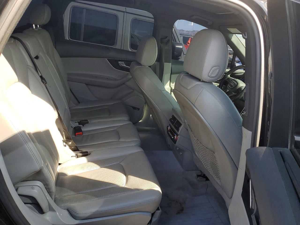 2019 Audi Q7 Premium Plus - zdjęcie 11
