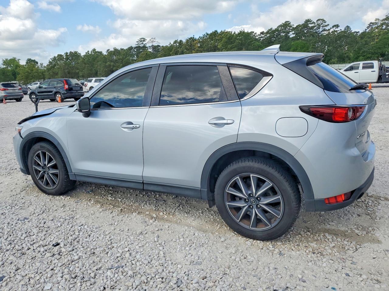 2018 Mazda Cx-5 Touring - zdjęcie 2
