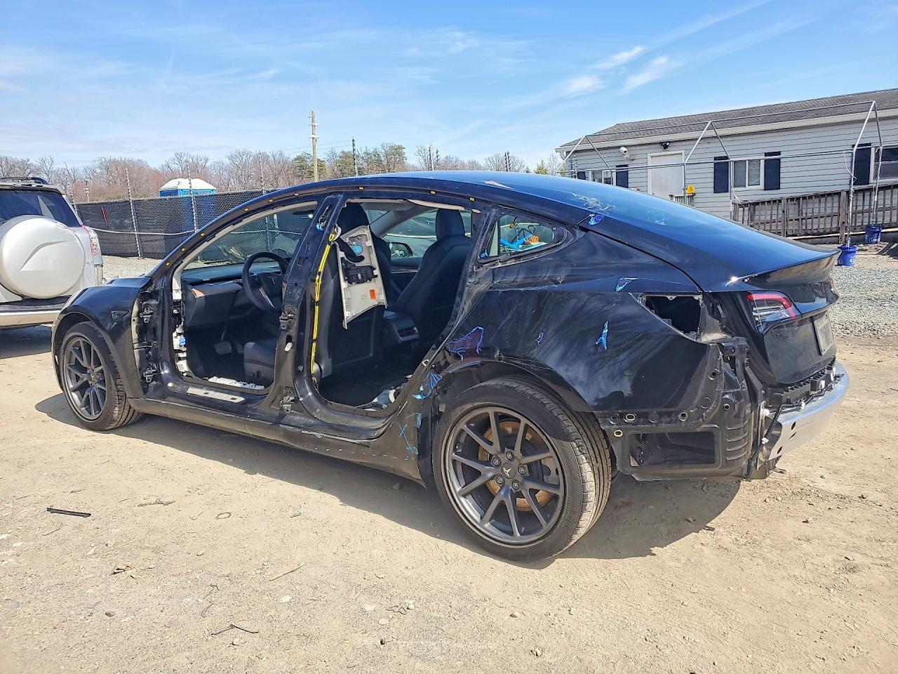 2022 Tesla Model 3 - zdjęcie 2