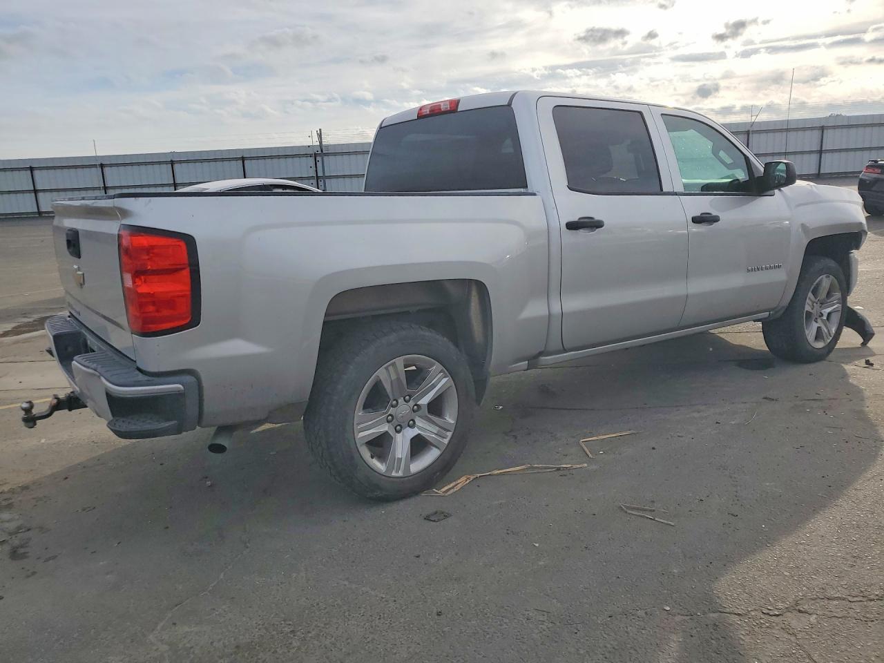 2018 Chevrolet Silverado C1500 Custom - zdjęcie 3