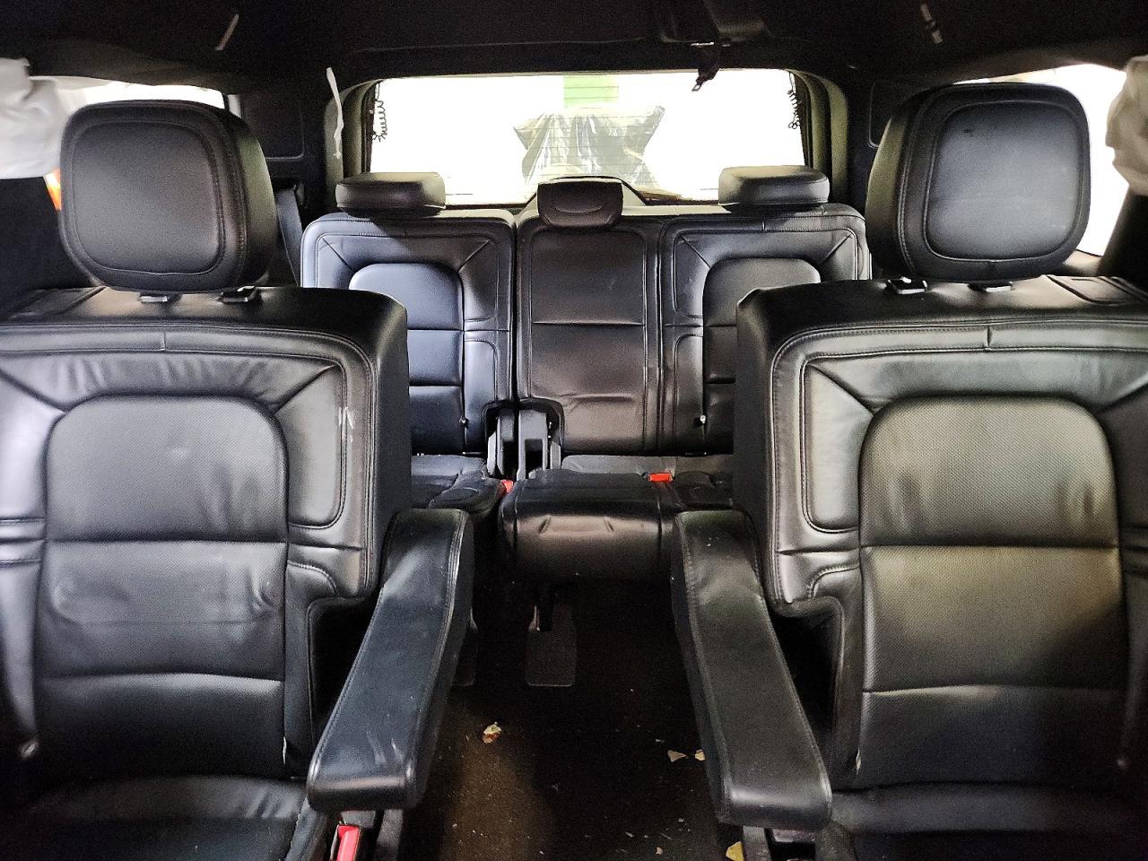 2019 Lincoln Navigator Reserve - zdjęcie 10