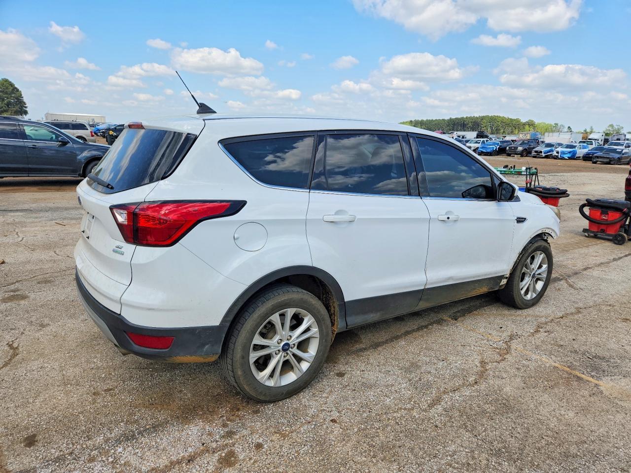 2019 Ford Escape Se - zdjęcie 3