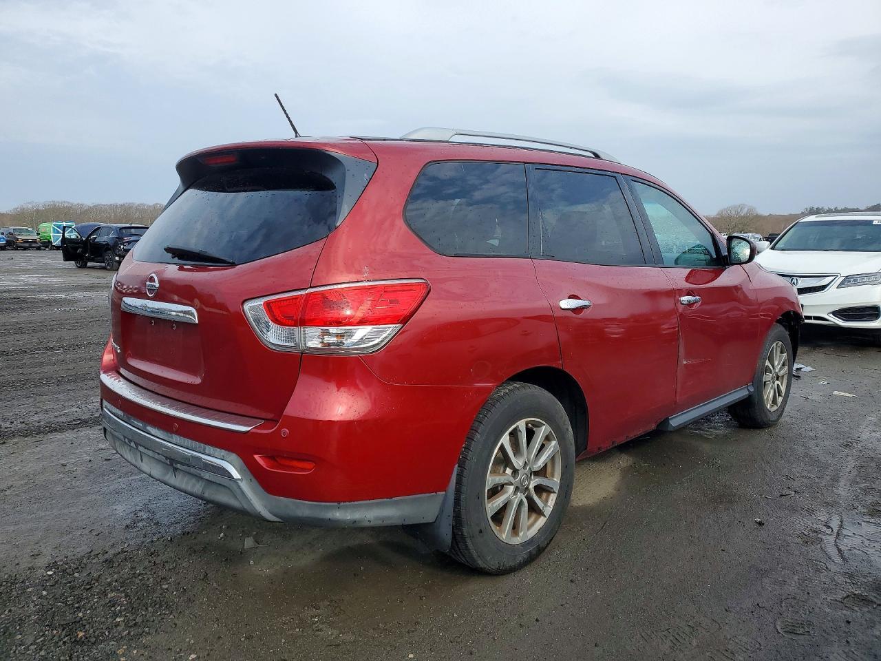 2014 Nissan Pathfinder S - zdjęcie 3