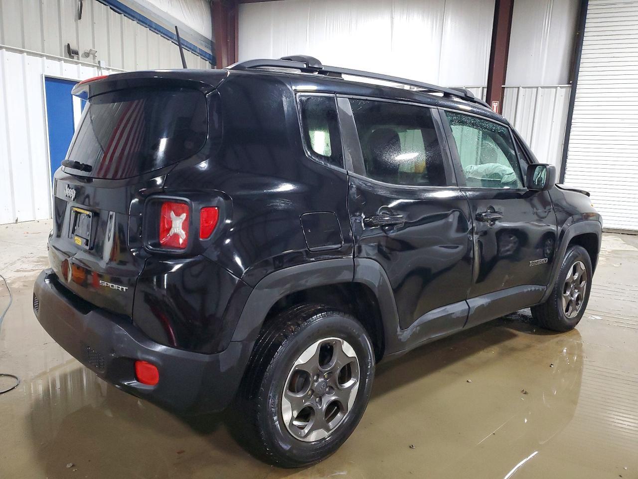 2016 Jeep Renegade Sport - zdjęcie 3
