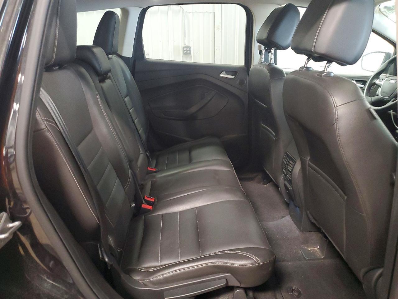2014 Ford Escape Titanium - zdjęcie 11