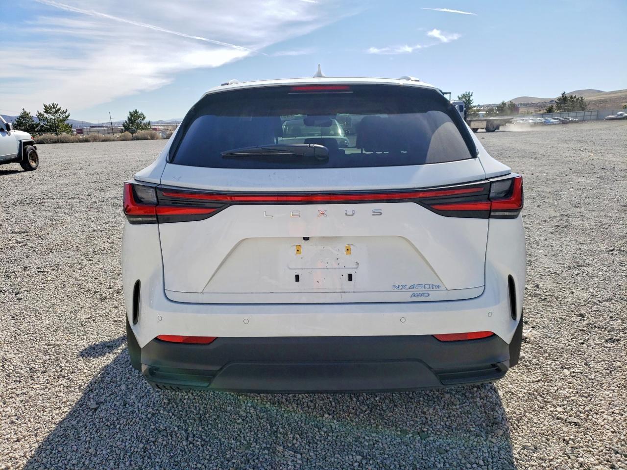 2026 Lexus Nx 450H+ Premium - zdjęcie 6
