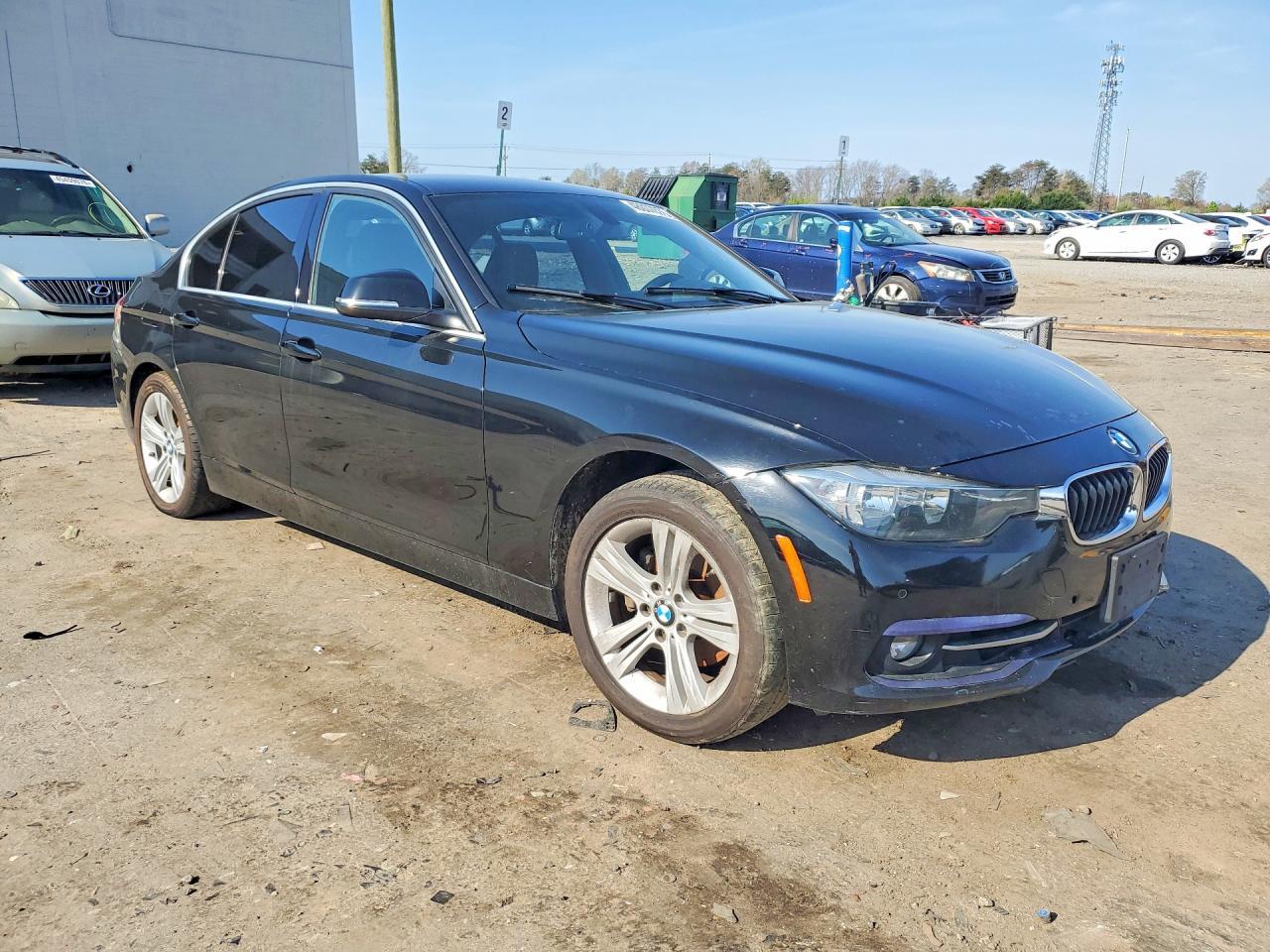2017 BMW 330 I - zdjęcie 4