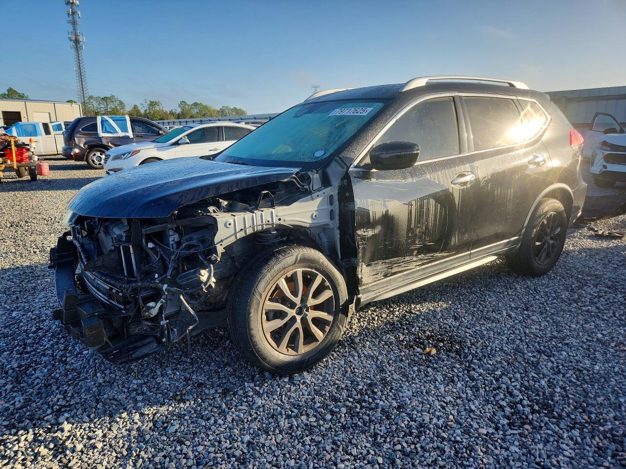 2019 Nissan Rogue Sv - zdjęcie główne