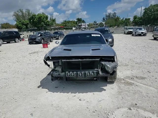 2018 Dodge Challenger R - zdjęcie 14