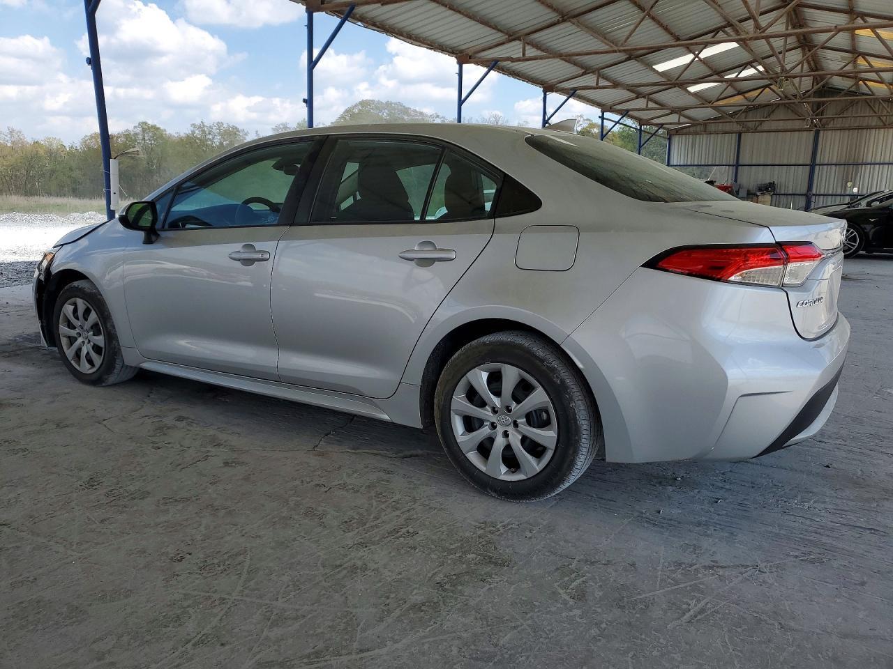 2022 Toyota Corolla Le - zdjęcie 2