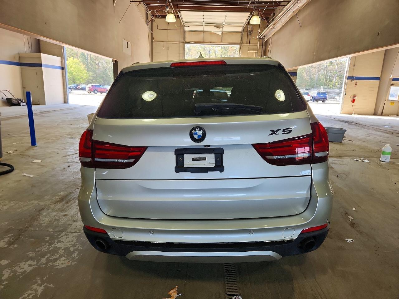 2015 BMW X5 xDrive35I - zdjęcie 6