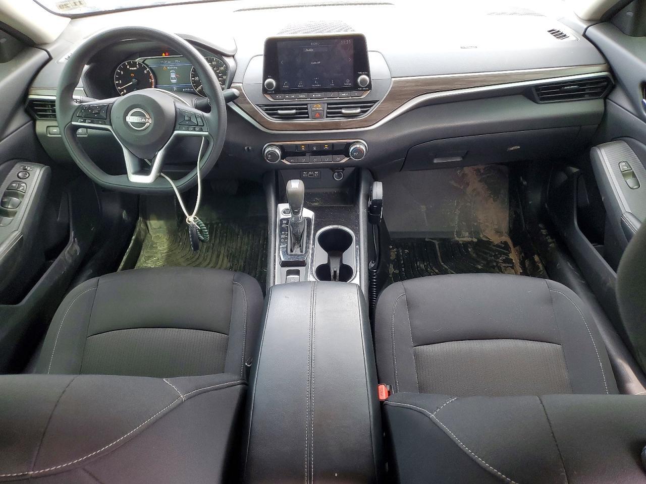 2024 Nissan Altima 2.5 Sv - zdjęcie 8