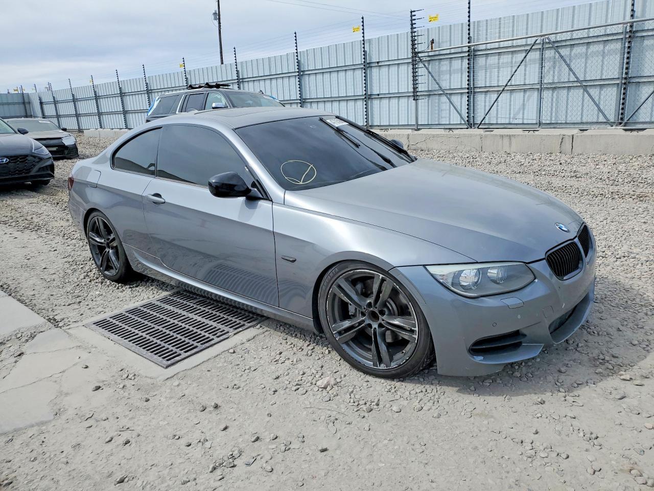 BMW Seria 3 - zdjęcie 4