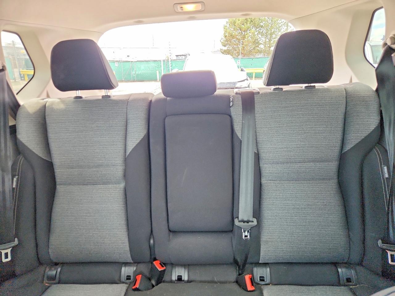 2021 Nissan Rogue S - zdjęcie 10