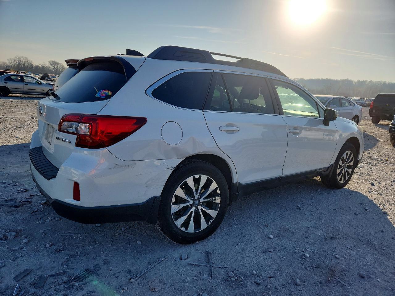 2016 Subaru Outback 2.5I Limited - zdjęcie 3