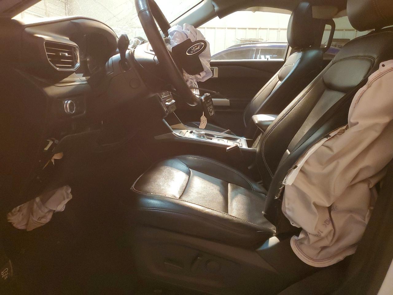 2022 Ford Explorer Limited - zdjęcie 7