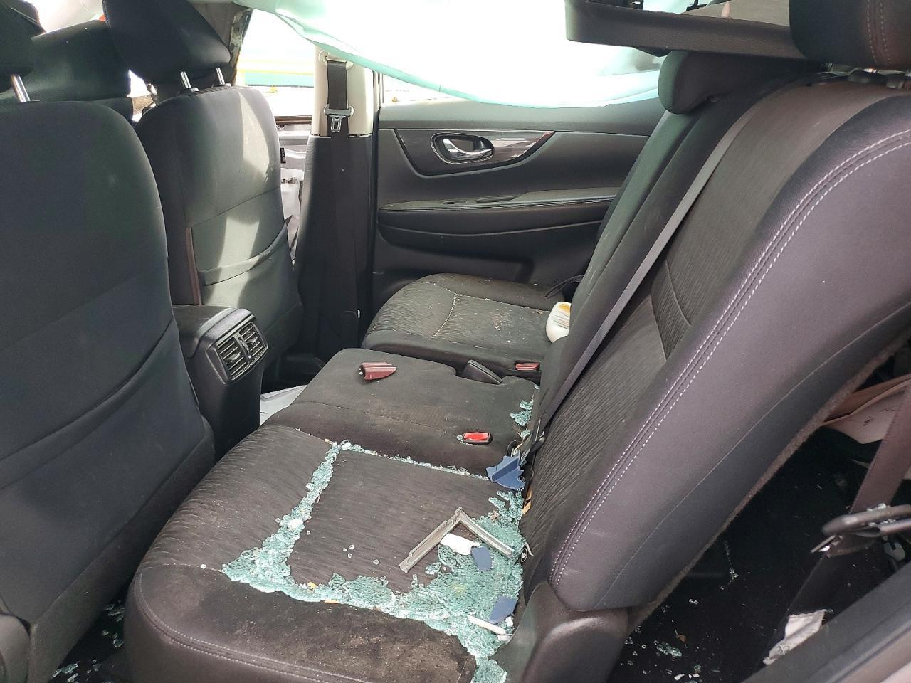 2018 Nissan Rogue S - zdjęcie 10