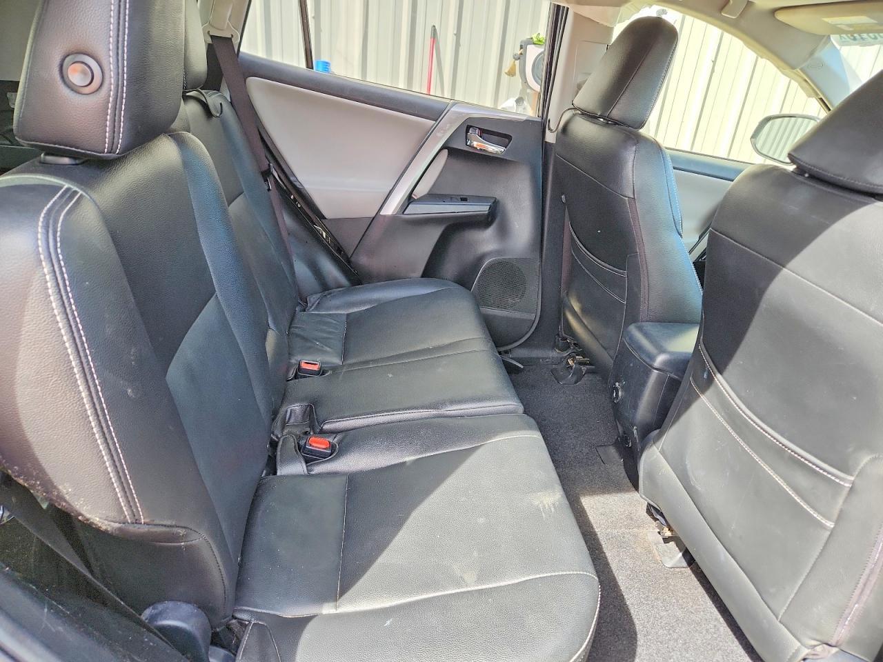 2018 Toyota Rav4 Xle - zdjęcie 11