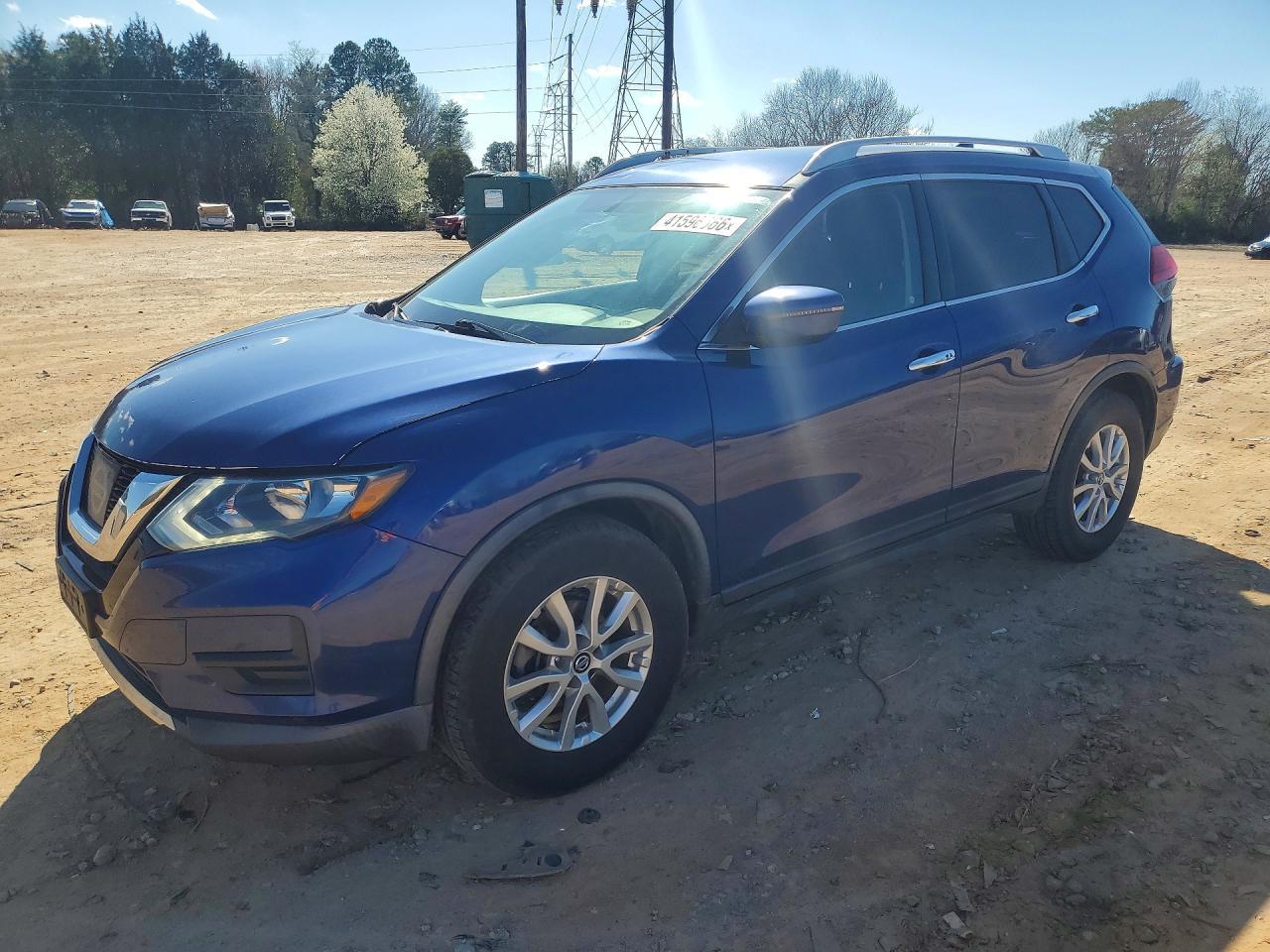2017 Nissan Rogue Sv - zdjęcie główne