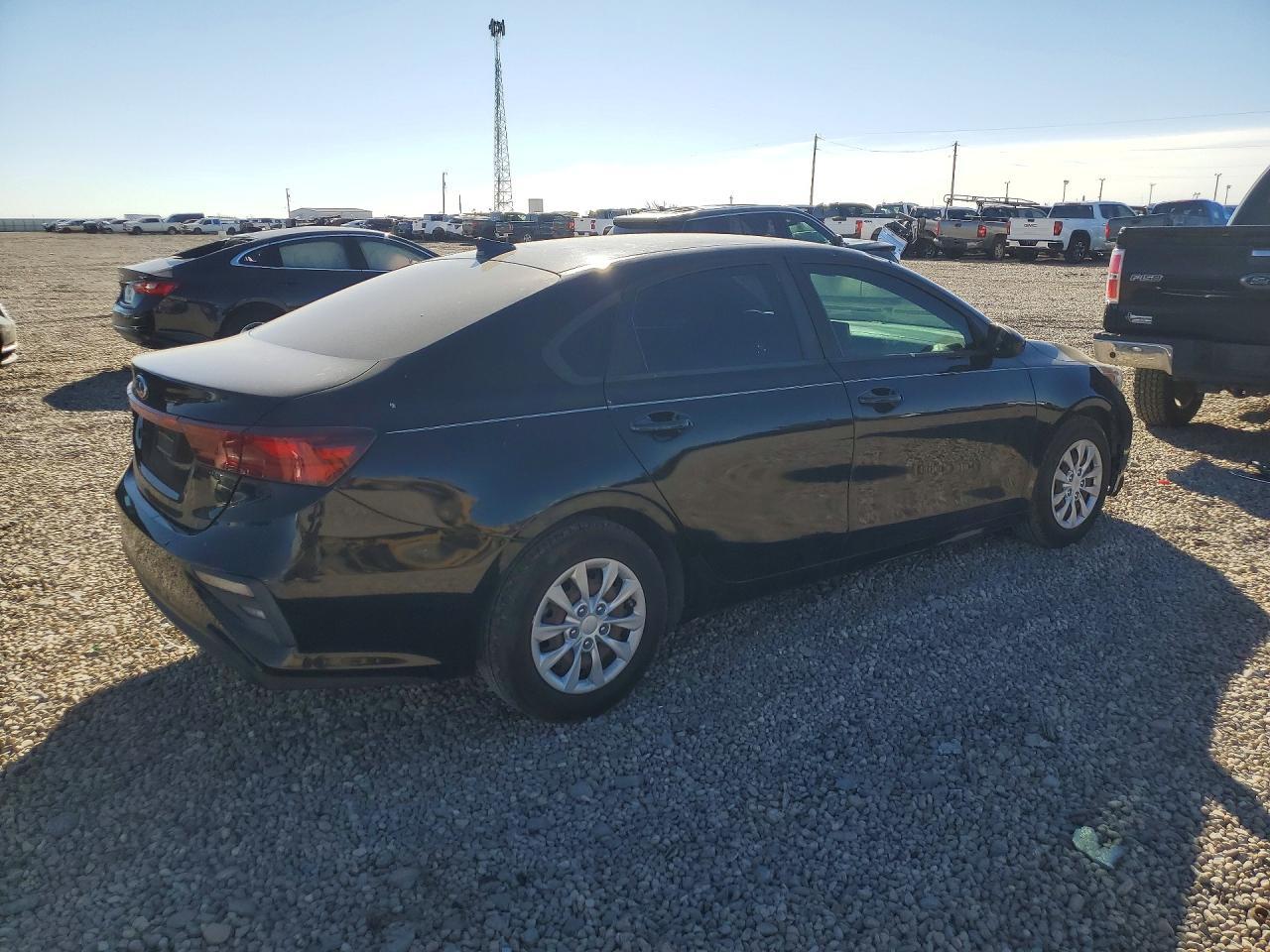 2019 Kia Forte Fe - zdjęcie 3