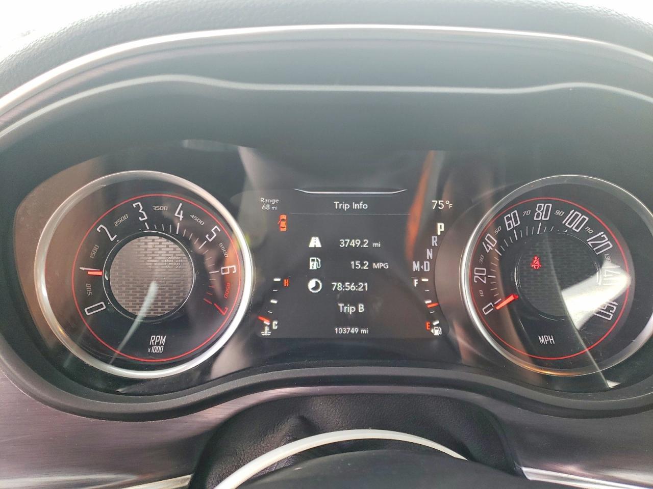 2017 Dodge Challenger Sxt - zdjęcie 9