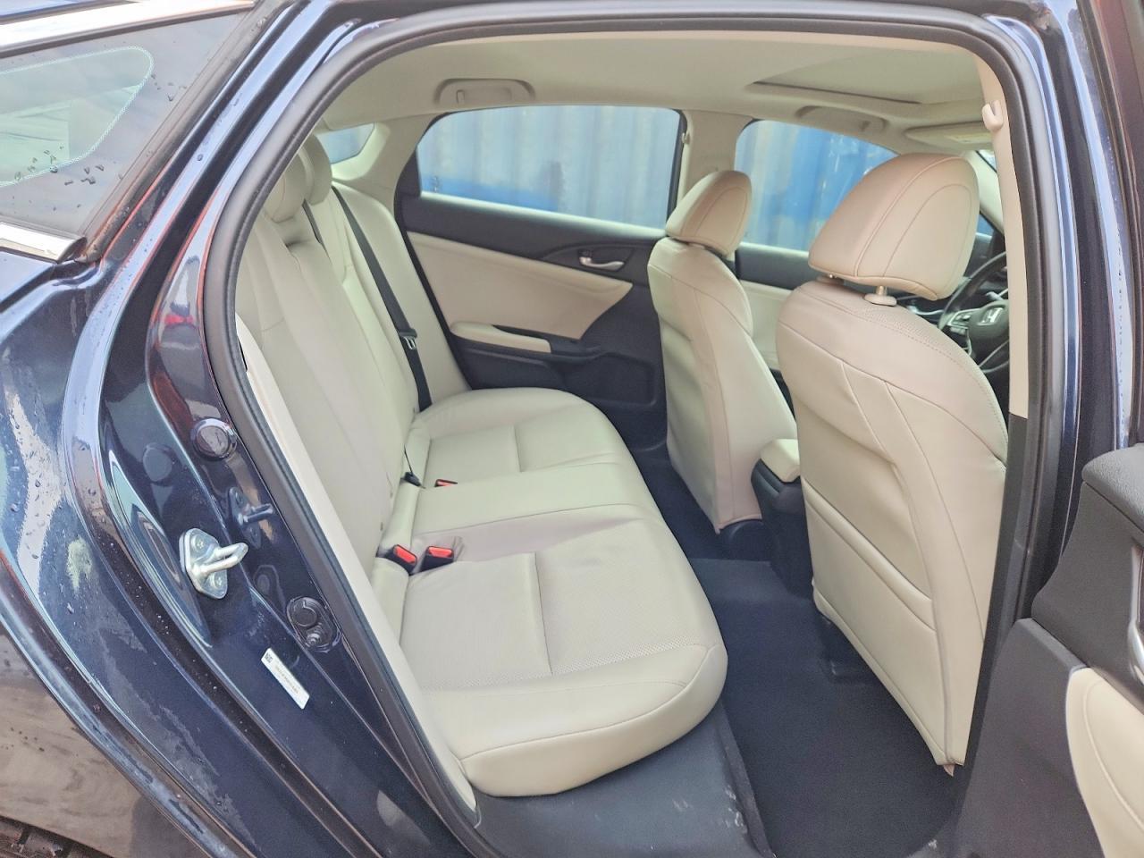 2022 Honda Insight Touring - zdjęcie 10