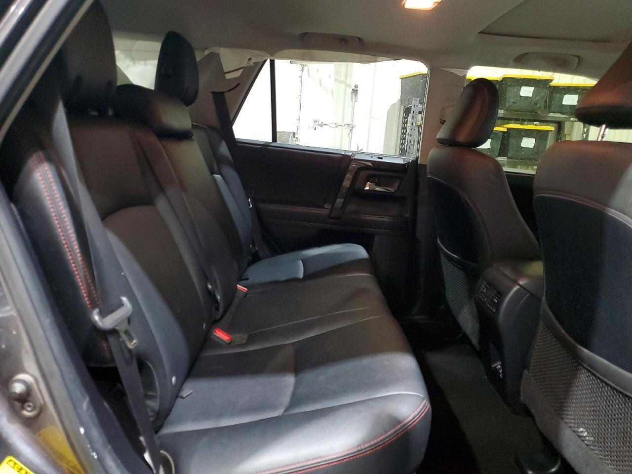 2021 Toyota 4Runner Venture Edition - zdjęcie 11