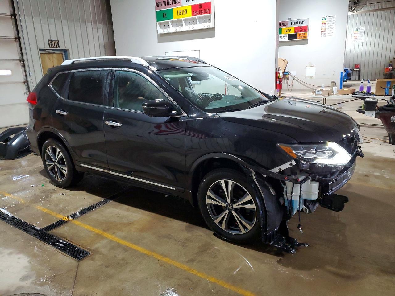 2017 Nissan Rogue Sl - zdjęcie 4