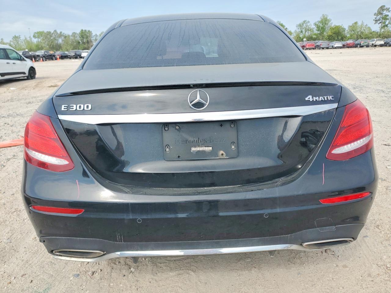 2018 Mercedes-Benz E 300 4Matic - zdjęcie 6