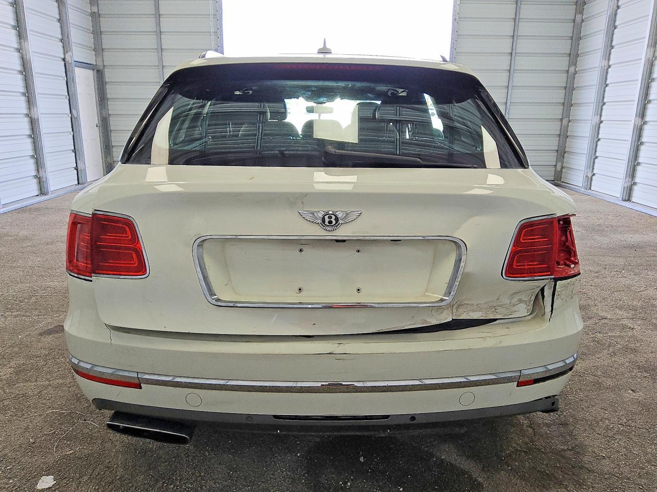 2017 Bentley Bentayga - zdjęcie 6