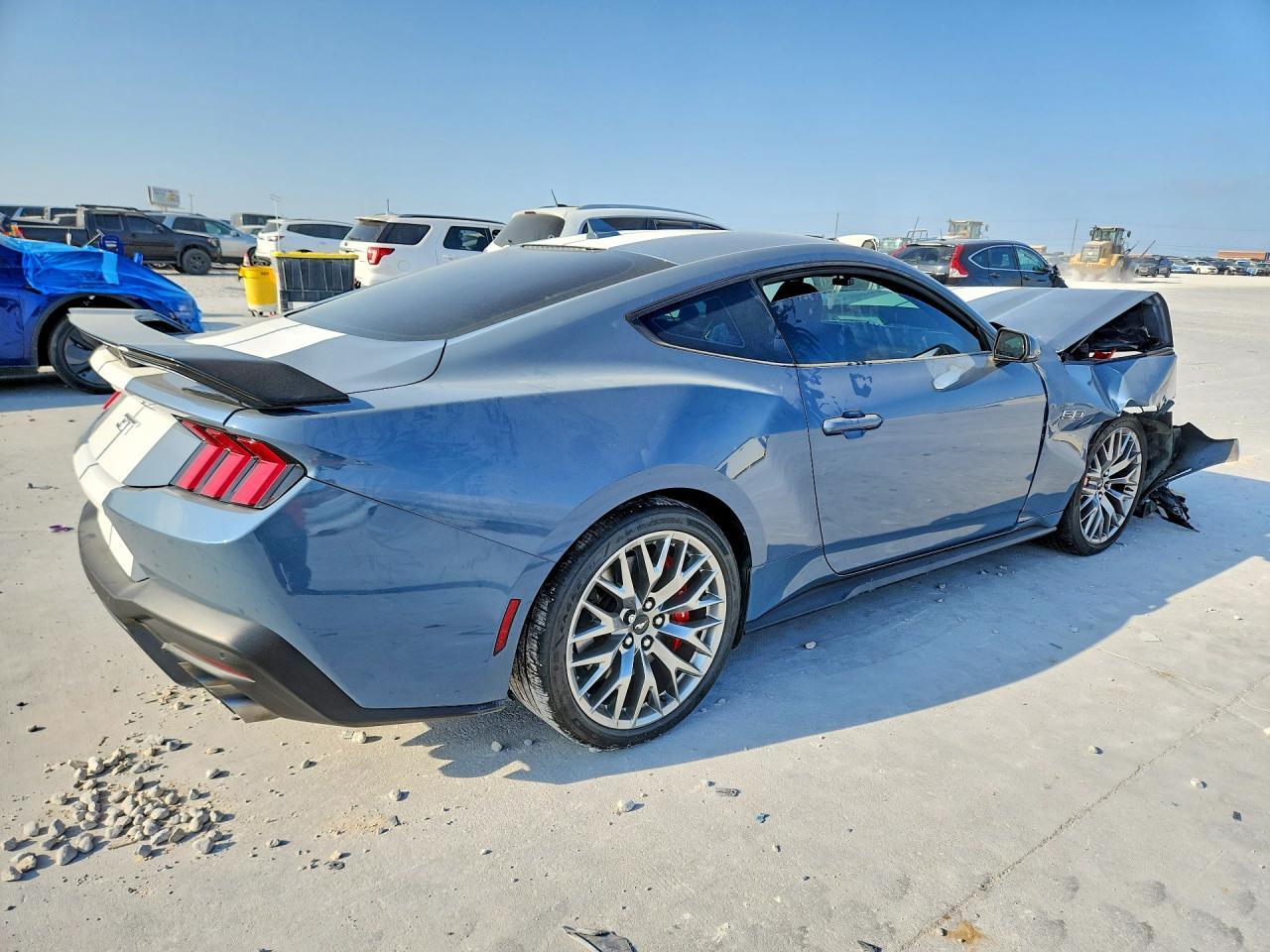 2024 Ford Mustang Gt - zdjęcie 3