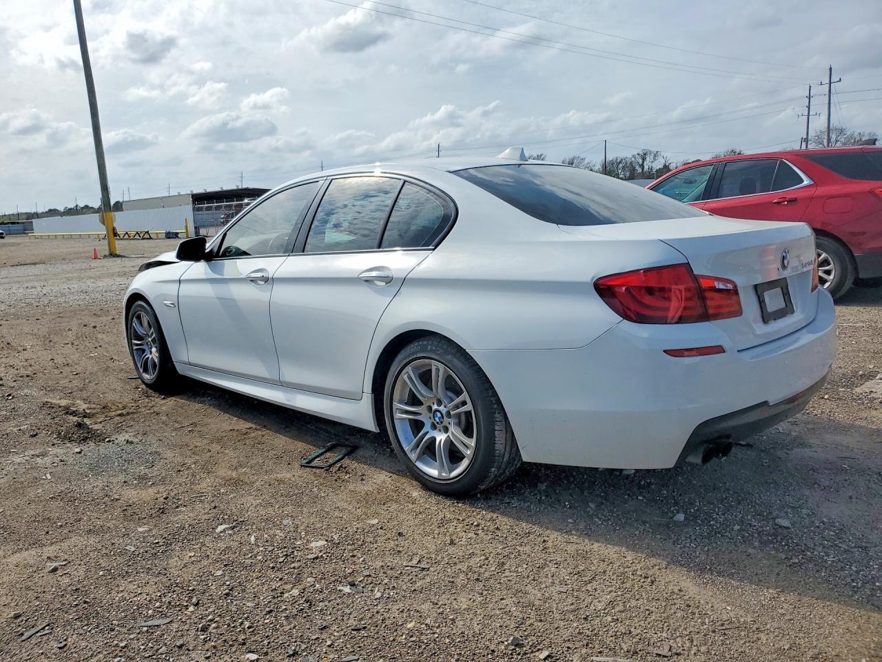 2013 BMW 528 I - zdjęcie 2
