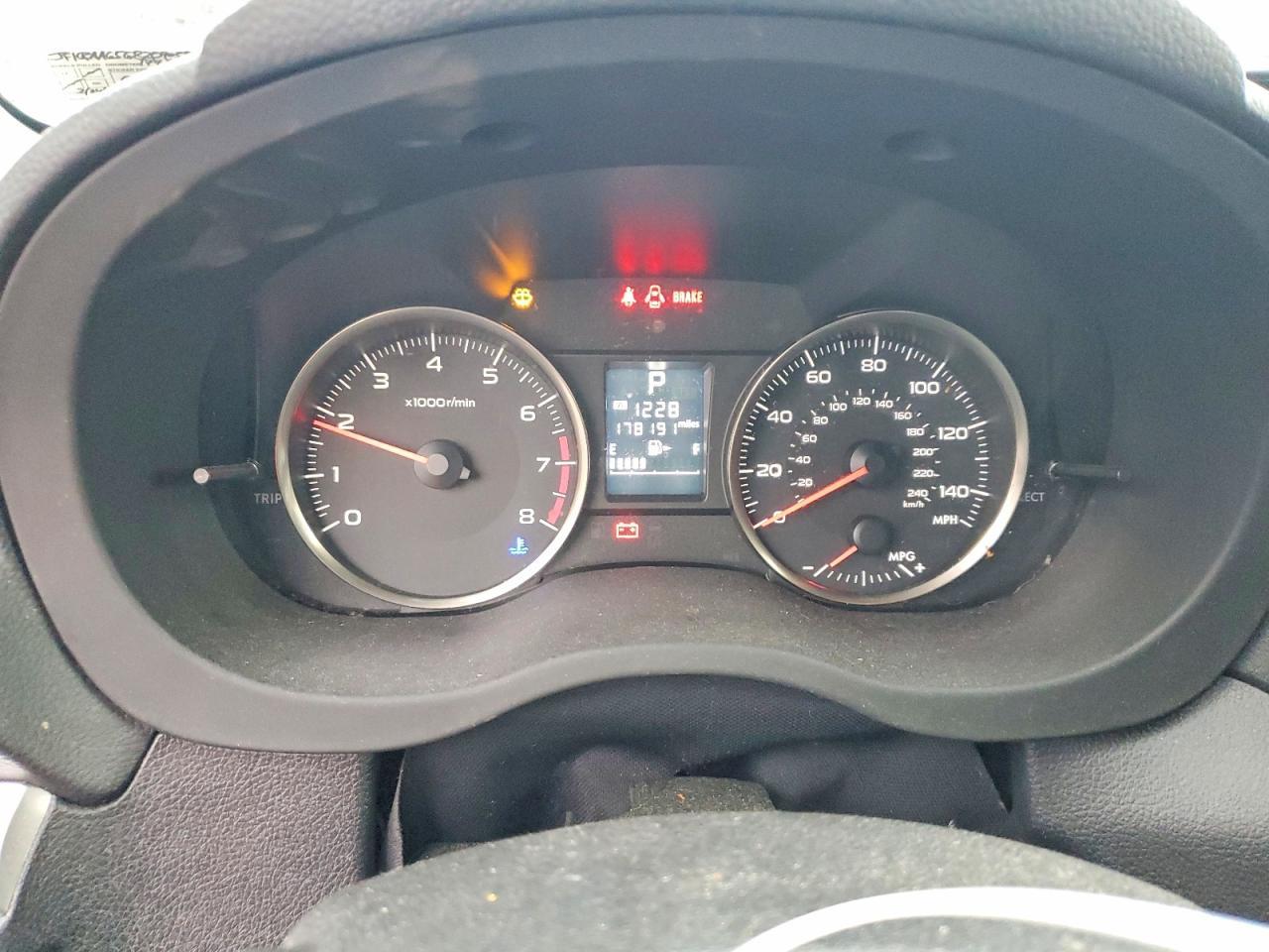 2016 Subaru Impreza - zdjęcie 9