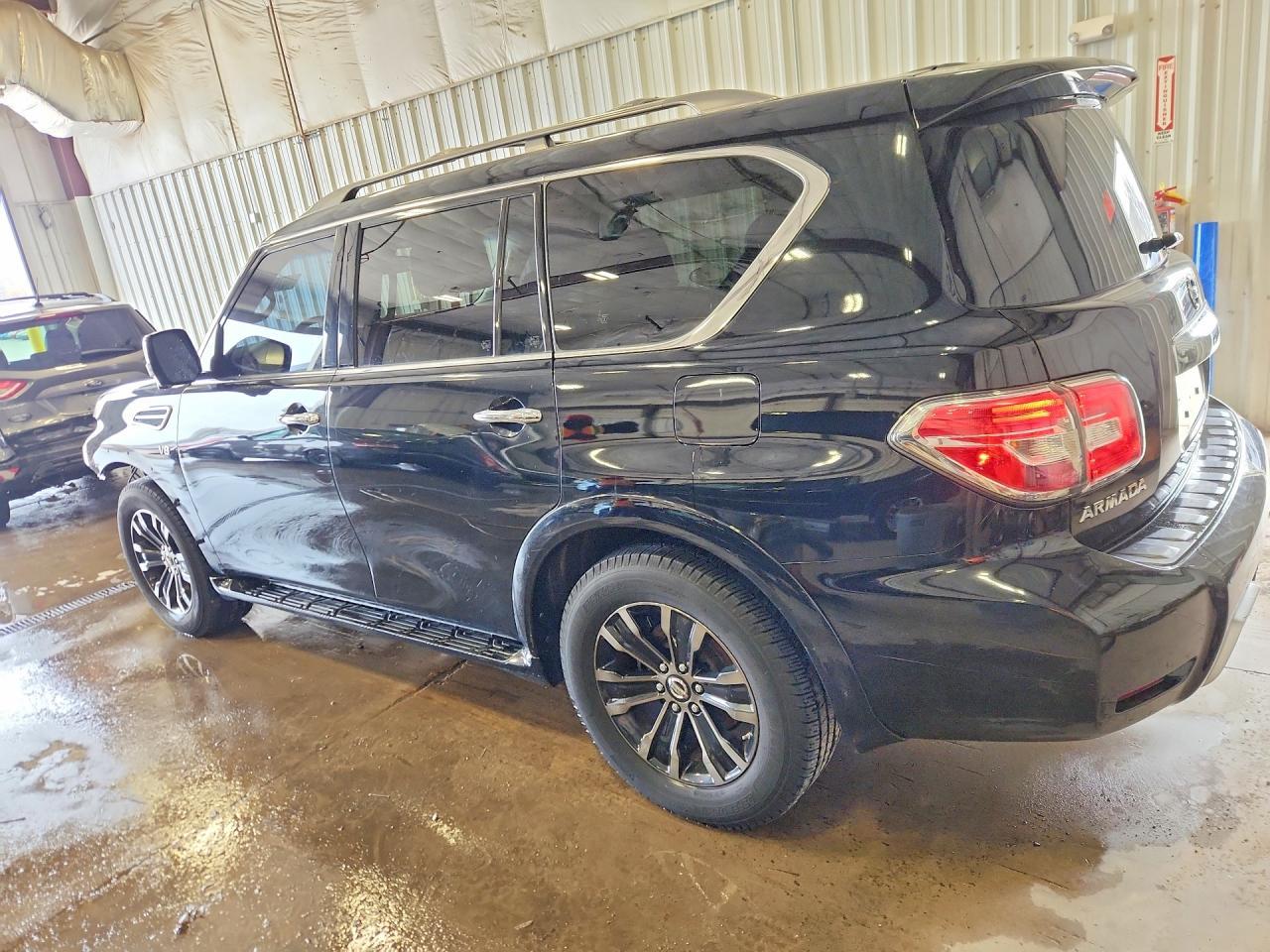 2017 Nissan Armada Platinum - zdjęcie 2