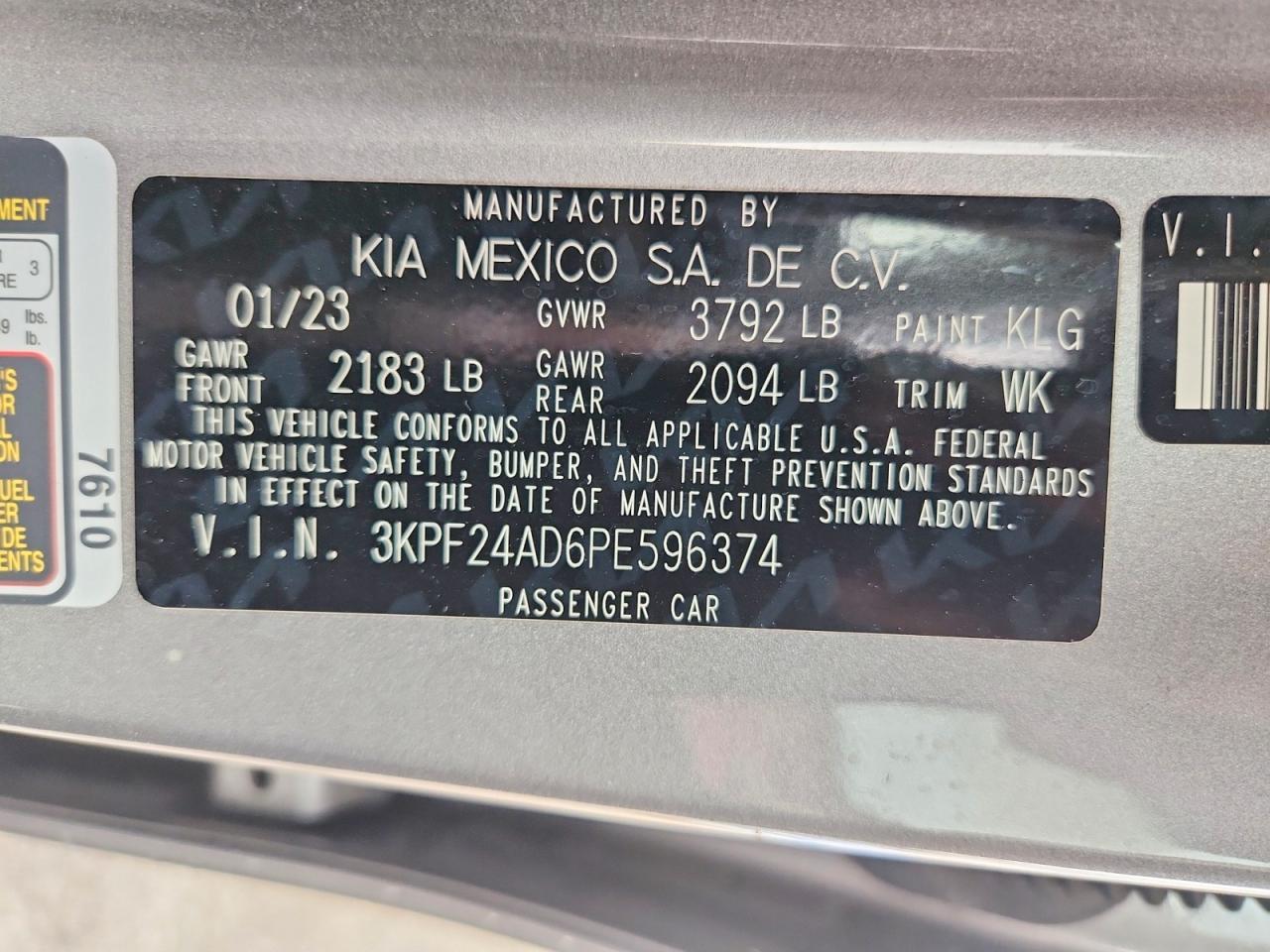 2023 Kia Forte Lxs - zdjęcie 12