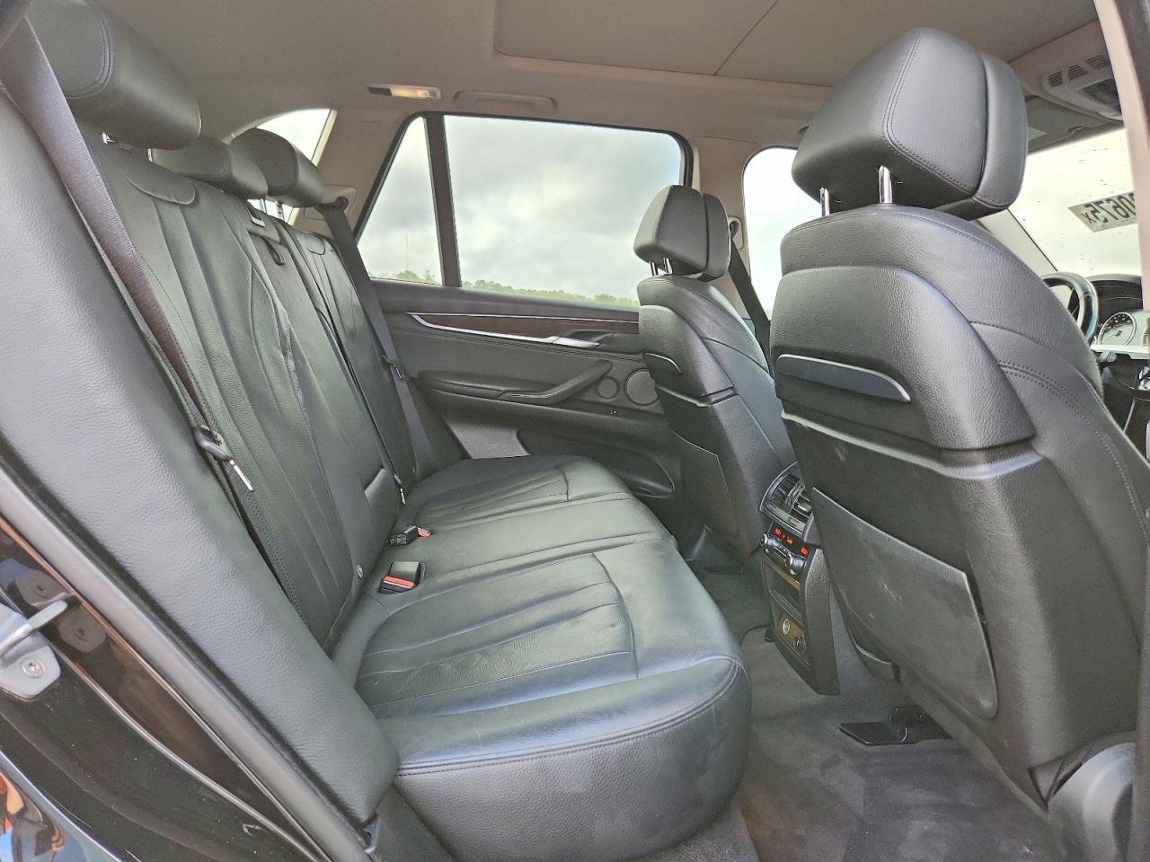 2016 BMW X5 xDrive35I - zdjęcie 11